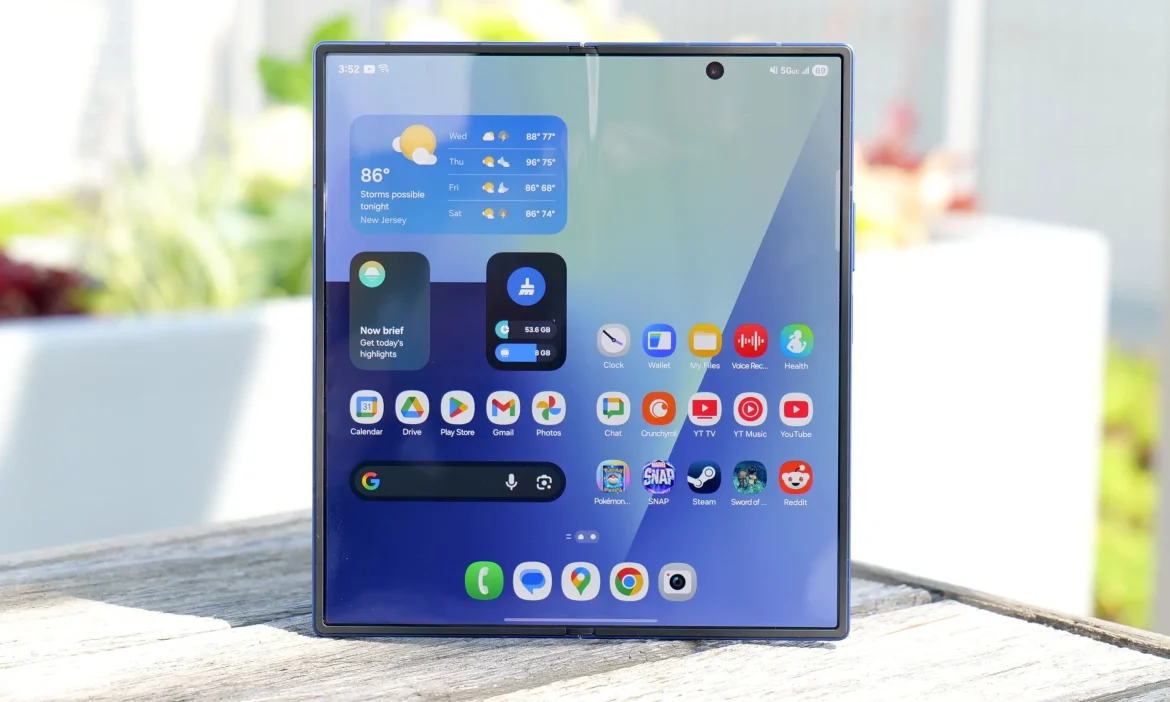95c598e0-6286-11f0-89bf-1e6c262c0234 Samsung Galaxy Z Fold 7: Гар утасны дээд түвшин нугаралттай технологи