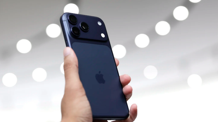 “Apple”-ийн хувьцаа түүхэн дээд түвшинд хүрлээ “Apple”-ийн хувьцаа түүхэн дээд түвшинд хүрлээ