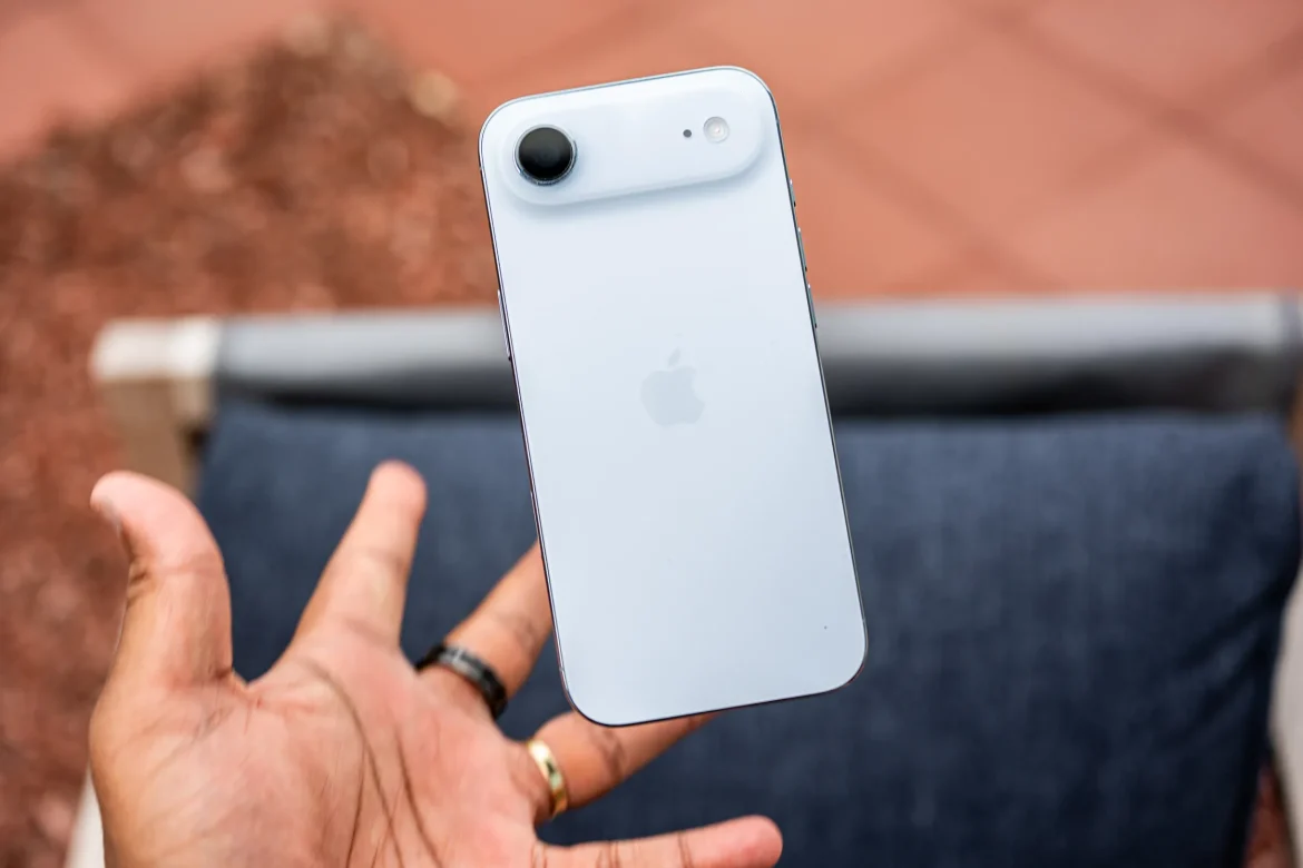 iPhone 17-ээс ч муухай бүтээгдэхүүн: Apple “амжилтгүй” iPhone Air-ийн үйлдвэрлэлийг хурдан бууруулжээ iPhone 17-ээс ч муухай бүтээгдэхүүн: Apple "амжилтгүй" iPhone Air-ийн үйлдвэрлэлийг хурдан бууруулжээ