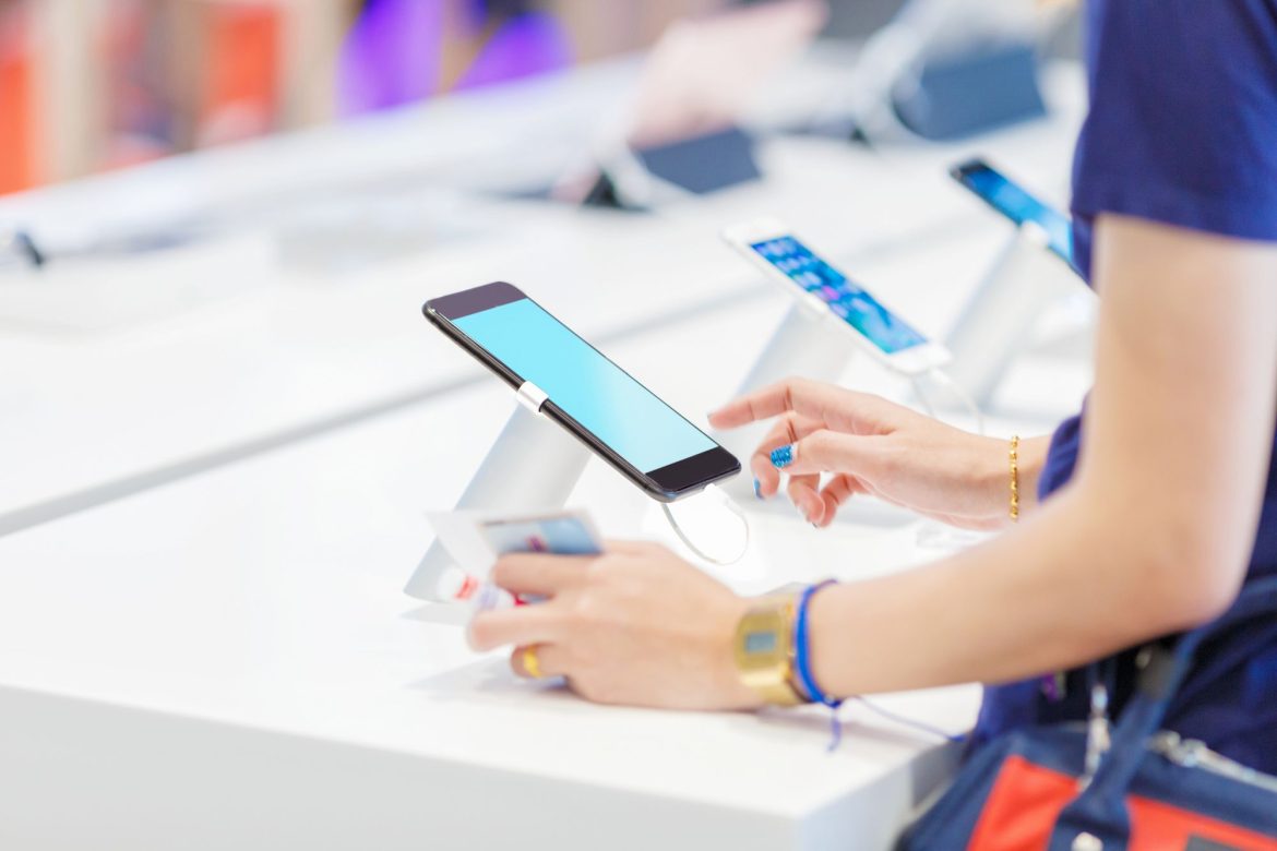 Лайф хакерууд: хуучин ухаалаг утсаа зарахын өмнө хийх алхмууд