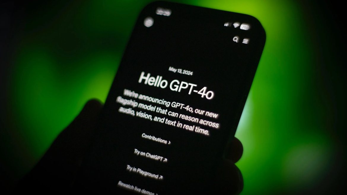 GPT-5.2 руу шилжих үед OpenAI ChatGPT-ээс GPT-4o-г бүр мөсөн хаслаа