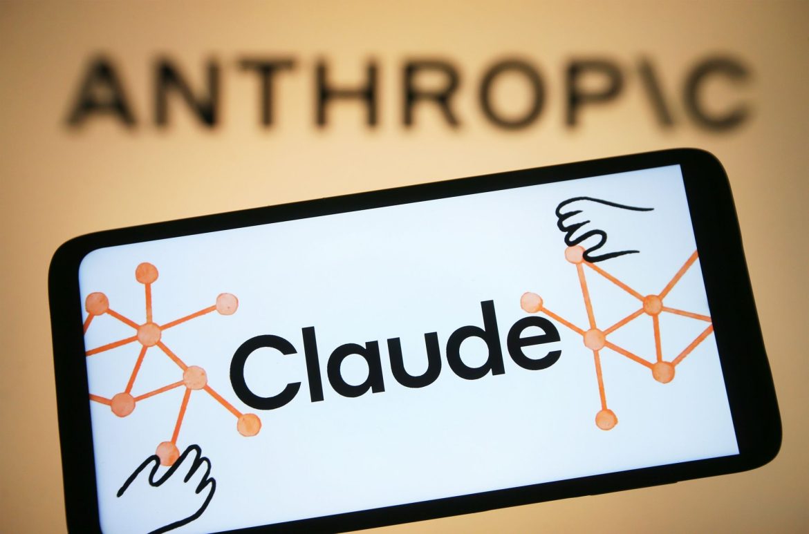 Anthropic Claude-ийг Microsoft Word-т зориулсан бета плагинаар нэвтрүүллээ