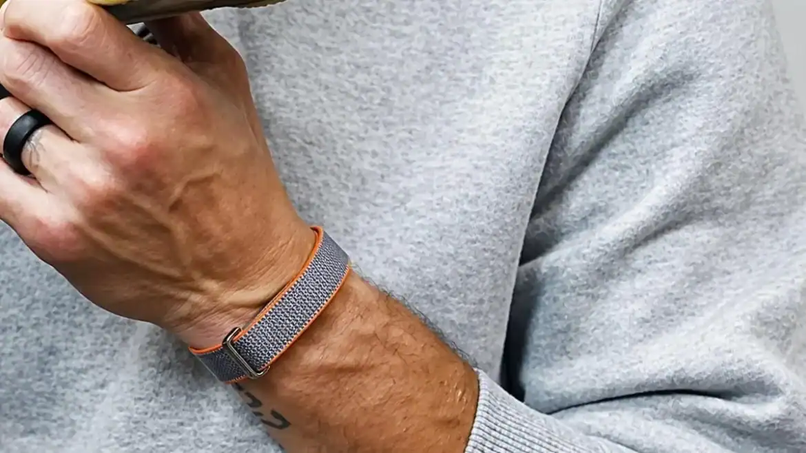 Google шинэ Fitbit Air төхөөрөмжөө танилцуулахаар бэлтгэж байна