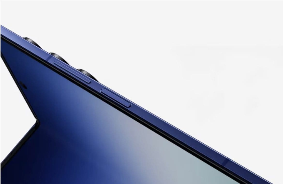 Samsung эвхэгддэг Galaxy Z Fold цувралдаа ребрендинг хийж магадгүй
