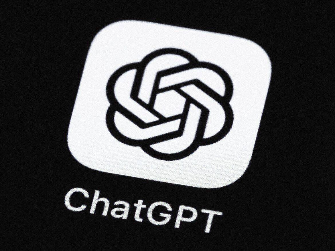 Хиймэл оюун ухааны туслахуудын зах зээлд ChatGPT-ийн эзлэх хувь буурч, өрсөлдөөн ширүүсэв