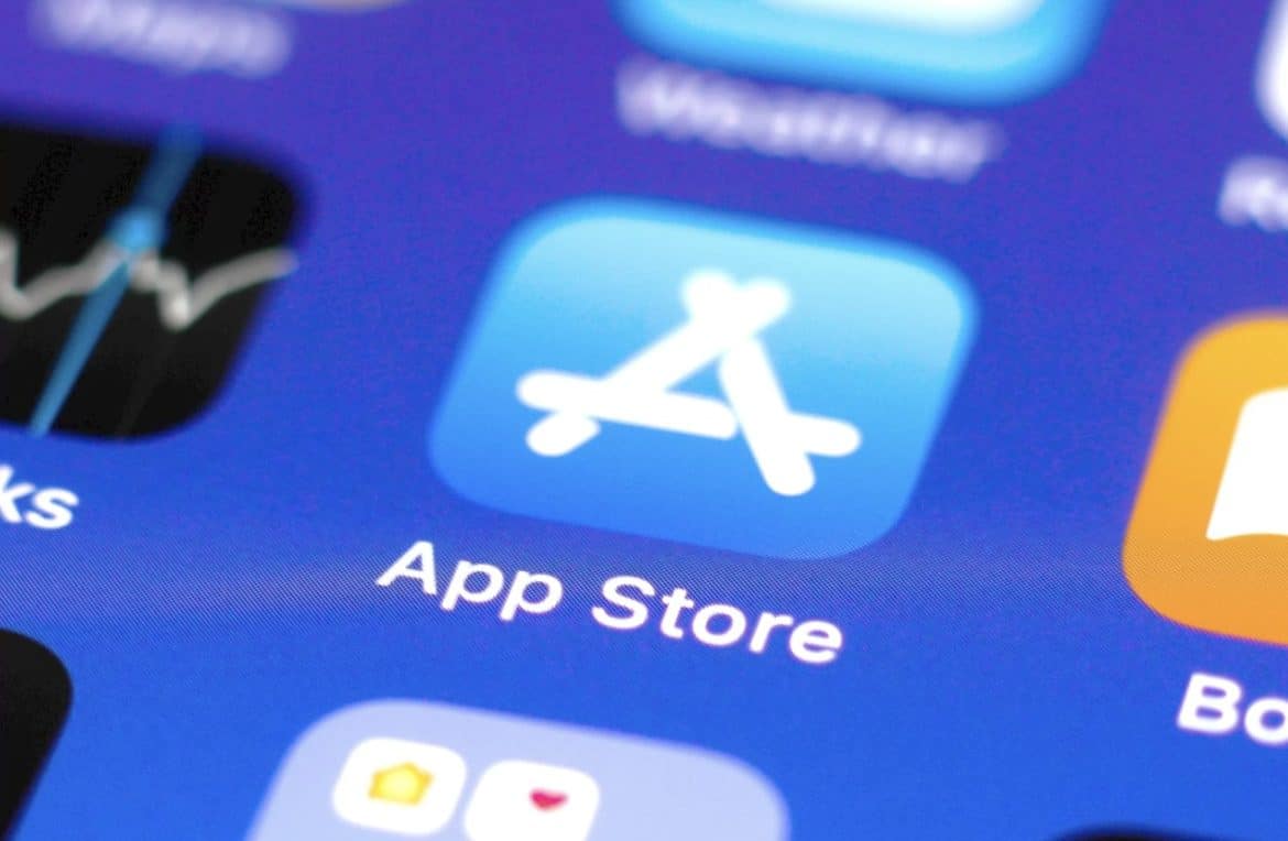 Apple App Store-ийн төлбөрт үйлчилгээ, эцэг эхийн хяналтыг шинэчилнэ