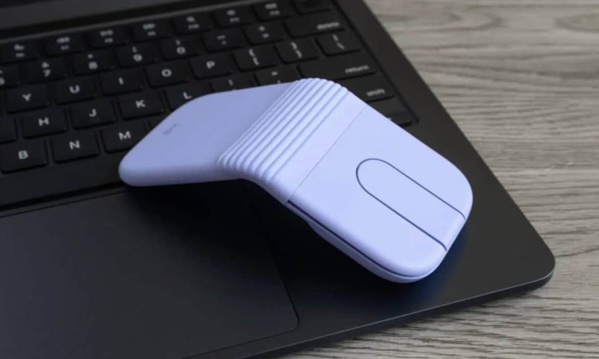 Logitech аялалд зориулсан эвхэгддэг Mobi Fold хулганаа танилцууллаа