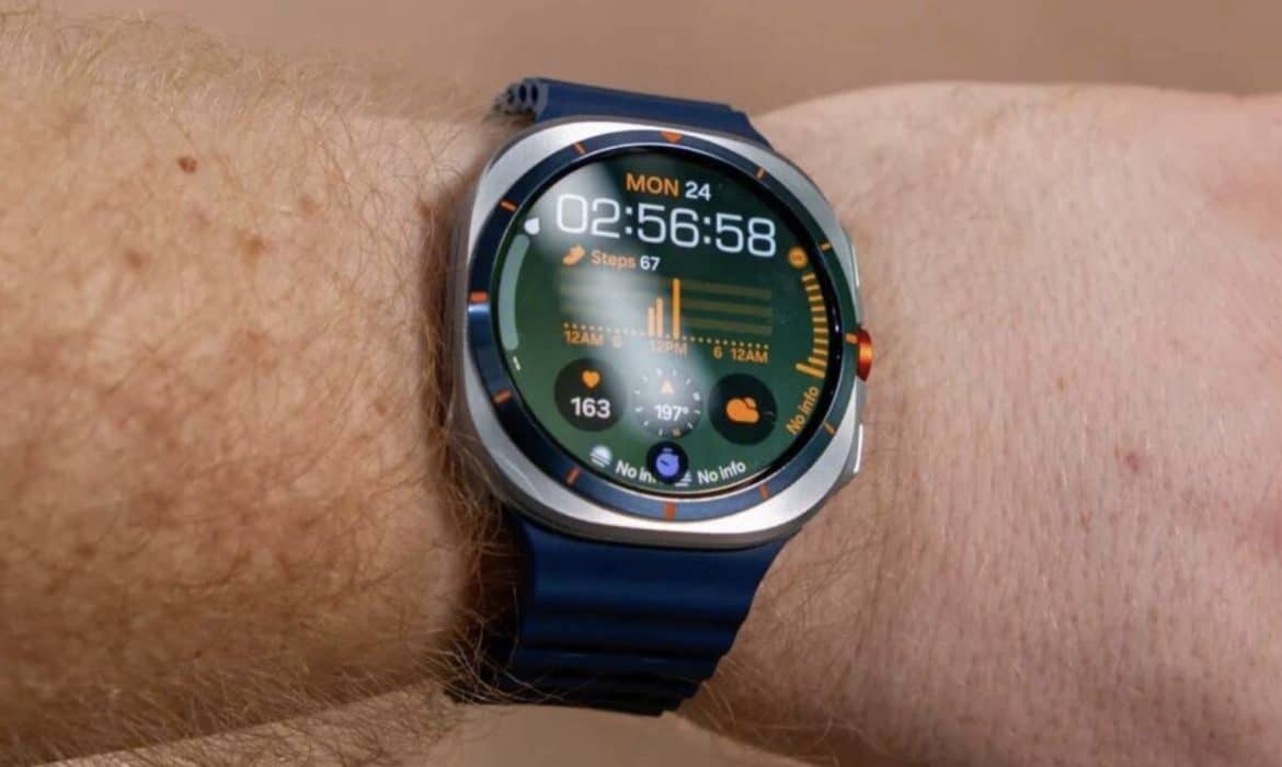 Samsung Galaxy Watch Ultra 2-оор ухаалаг цагны батарейны асуудлыг шийдэх үү