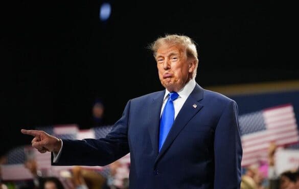 Трамп хиймэл оюуны хөгжлийг удаашруулах санааг эрс няцаав: “Энэ нь Хятадад л ашигтай”