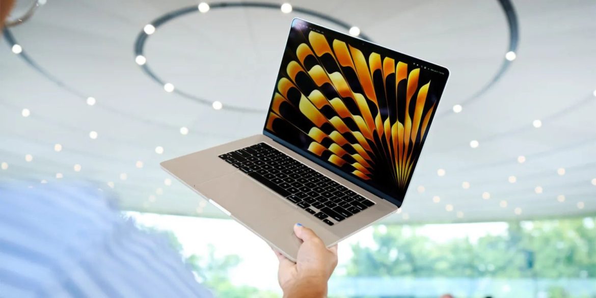 Apple 2026 оны эхээр гурван шинэ MacBook-оор хэрэглэгчдийг алмайруулах нь