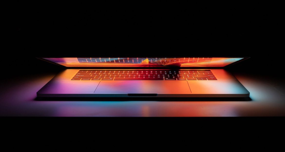 Apple-н нууц зэвсэг ил болжээ: M5 Pro/Max MacBook Pro удахгүй
